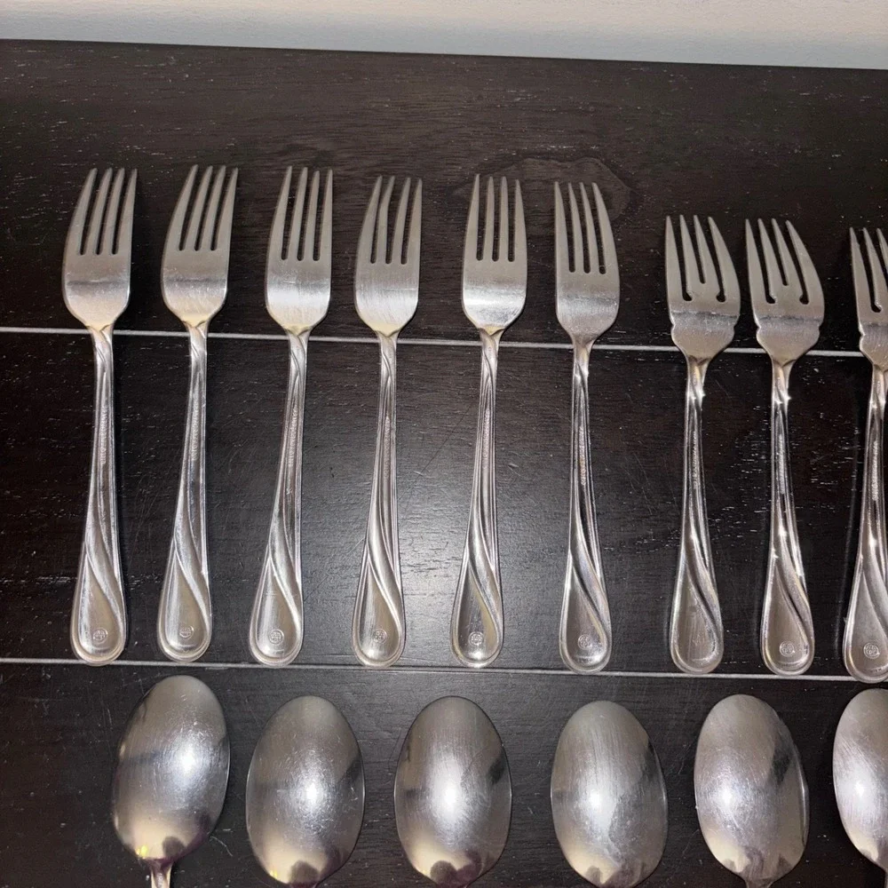 Glennbrook (Stainless) Pfaltzgraff  6 Place Spoons 4 Salad Forks 6 Dinner Forks‎
